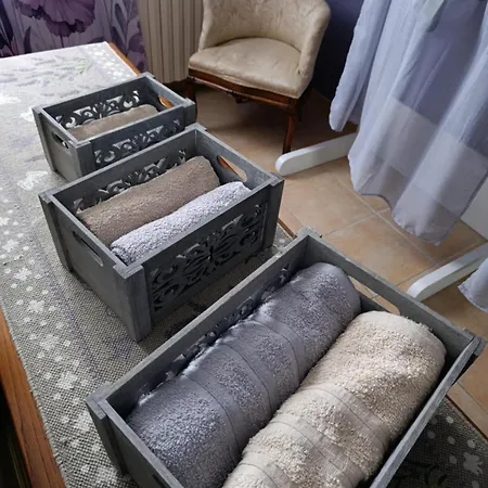 Torricella Hosting Nocleg ze śniadaniem *