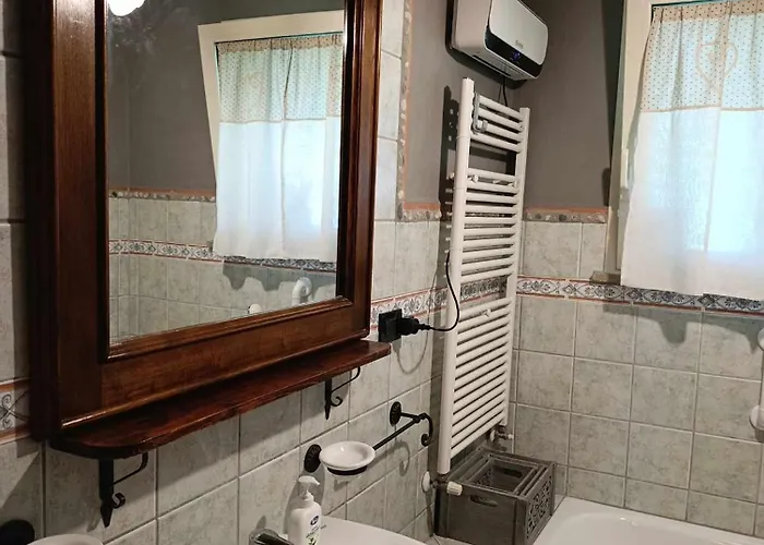 Torricella Hosting Bed & Breakfast *